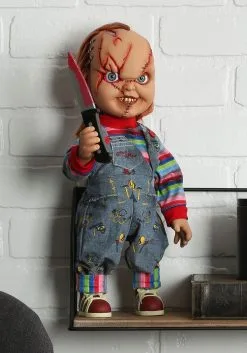 Mezco Toyz 15" Chucky Scarred Talking Good Guy Doll