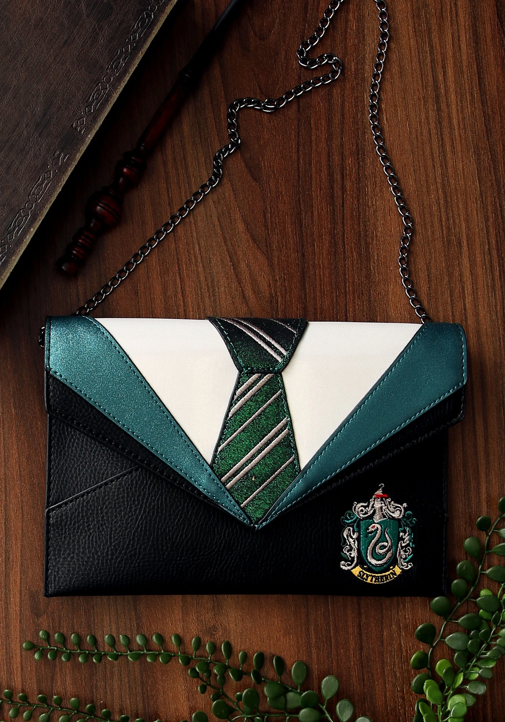 Harry Potter Slytherin Danielle Nicole Clutch 1 Harry Potter Slytherin Danielle Nicole Clutch