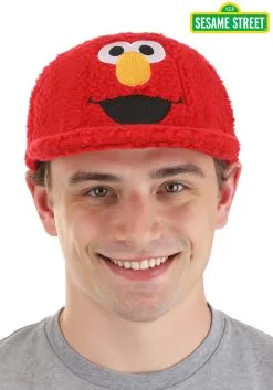 Shenzen Amilla Sesame Street Elmo Fuzzy Cap