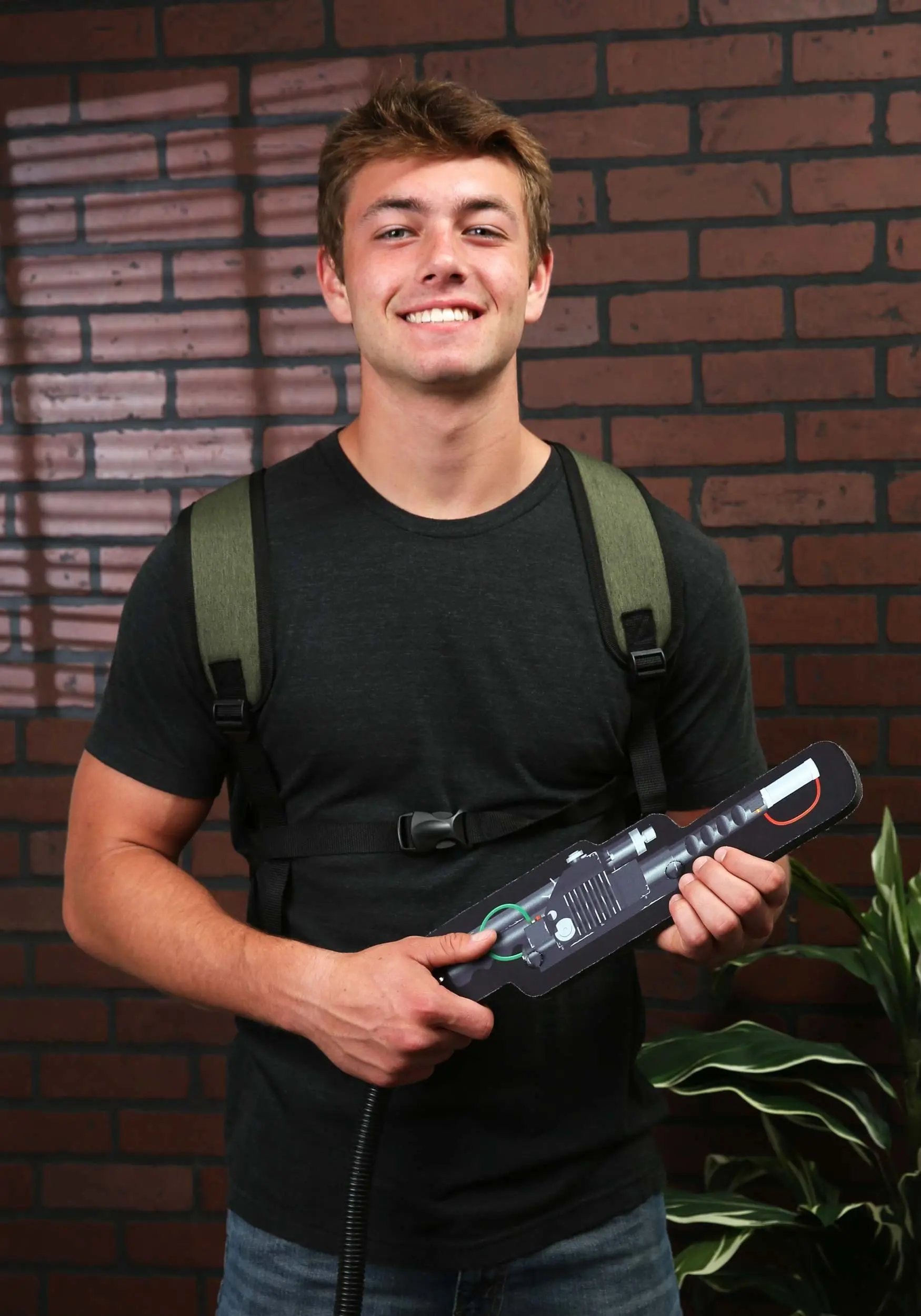 Fushengyuan Industry CO.,LTD Ghostbusters Deluxe Proton Pack With Wand Costume Accessory 2 Fushengyuan Industry CO.,LTD Ghostbusters Deluxe Proton Pack With Wand Costume Accessory - Image 2